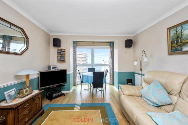 Living/Dining Room