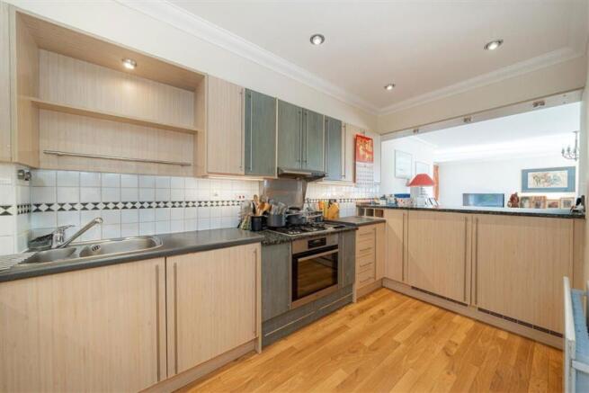 Twickenham Road, Teddington photo 4