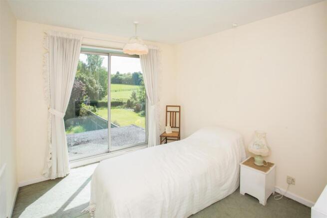 Bedroom 3.jpg