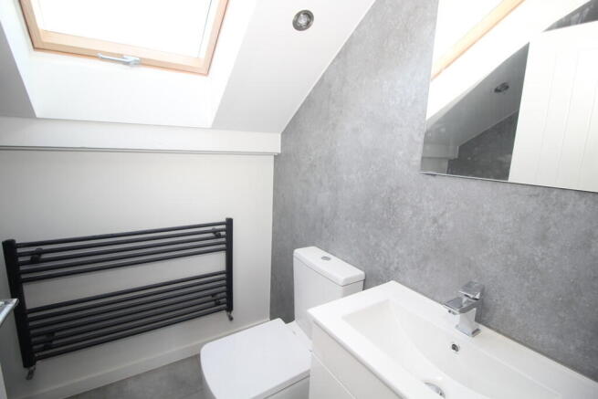 3 bed Terraced for sale Image 10