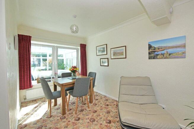 5 Lytham Close, Skipton, BD23 2LF photo 4