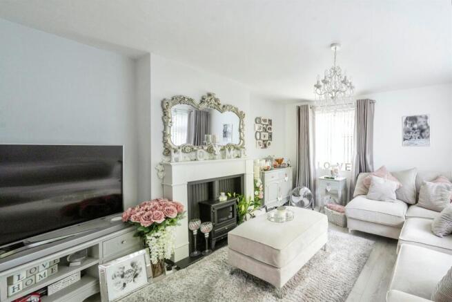 2 bed Maisonette for sale Image 5