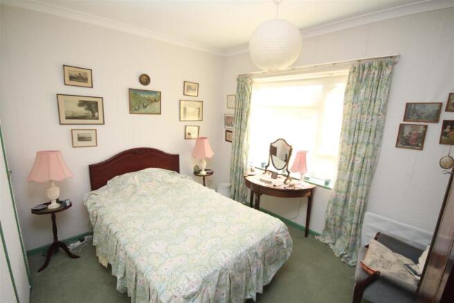 bed1.JPG