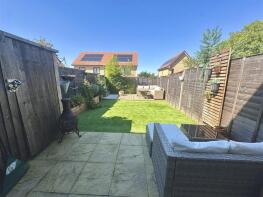 27, Belgrave Avenue, Minster On Sea, Halfway ME12 3UW