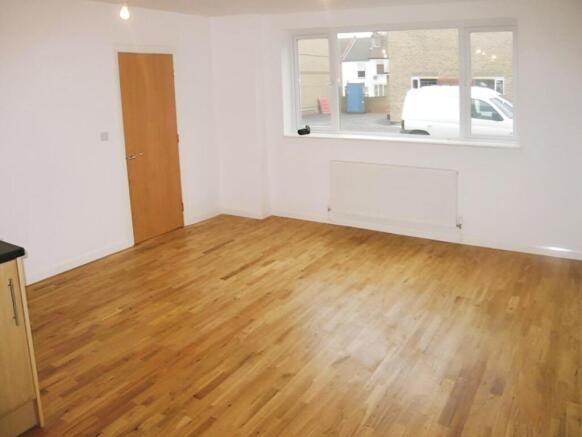 5c480f54-flat 206 20holywell 20rd 20lounge.jpg