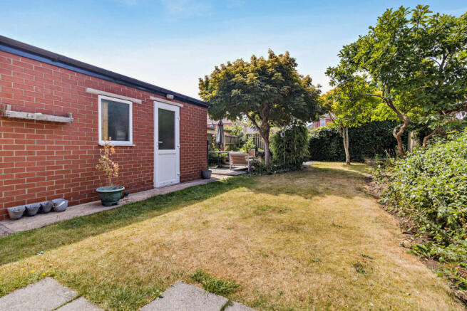 3 bed Semi-Detached for sale Image 12