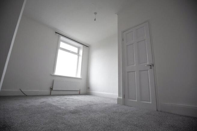 3 bed Terraced to rent Image 8