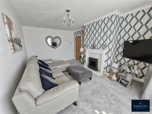 2 bed Semi-Detached Bungalow for sale Image 11