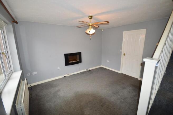 2 bed House to rent Image 4