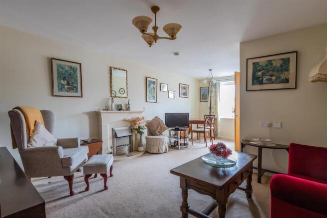 40 Thomas Court-11.jpg