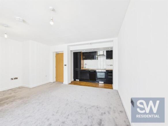 2 bed Apartment to rent Image 7