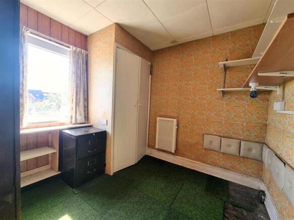 5 Tugela Road - Bed 3.jpg