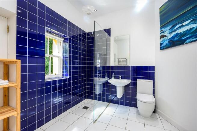Bedroom 3 Ensuite