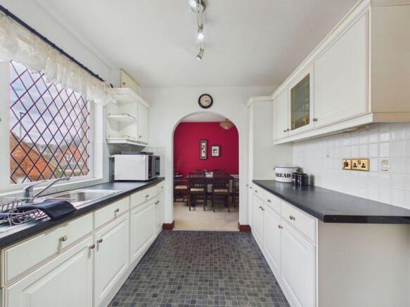 3 bed Detached Bungalow for sale Image 8