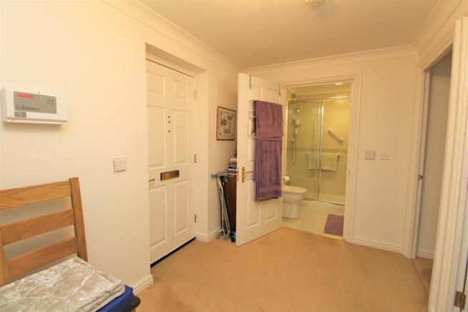 Photo 10