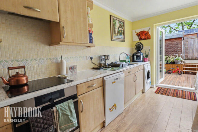 4 bed Detached for sale Image 4