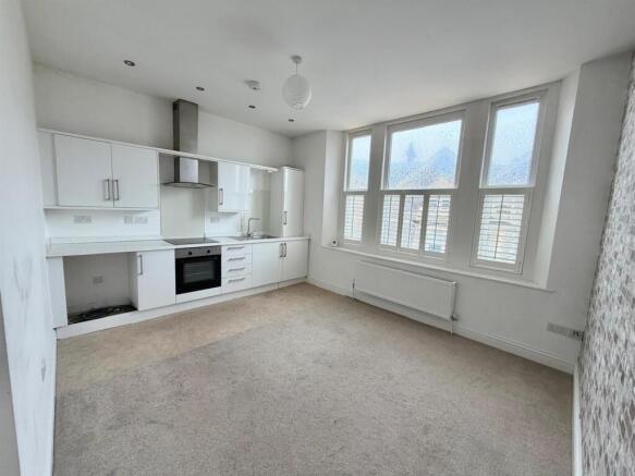 Kitchen/Living Room