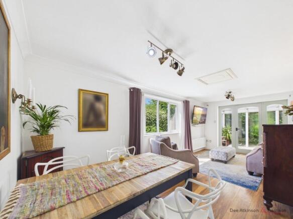 3 bed Detached for sale Image 9