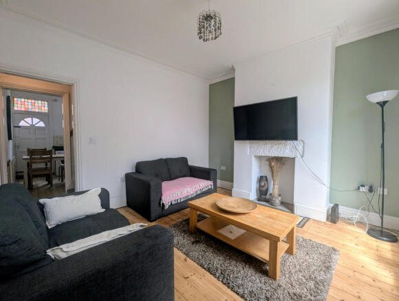3 beamsley grove lounge 4