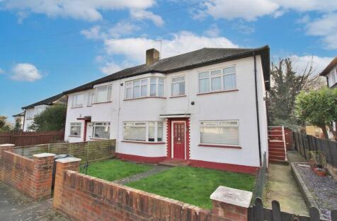 Hexham Gardens, Isleworth, TW7