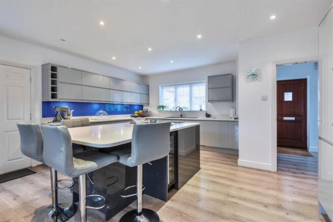 Kitchen/Dining Room