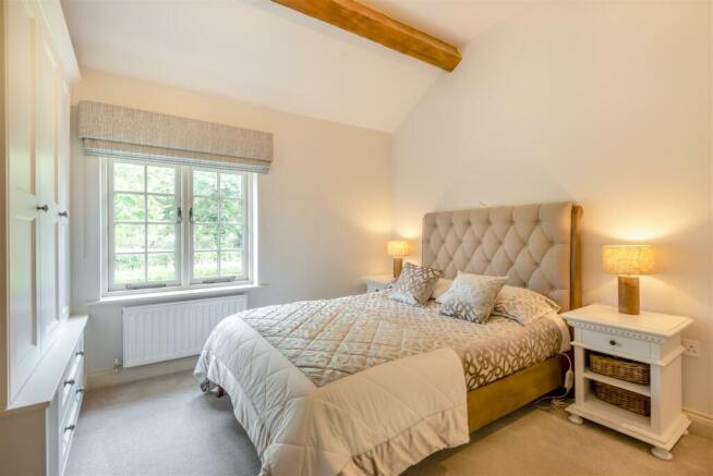 8571523-interior13.jpg