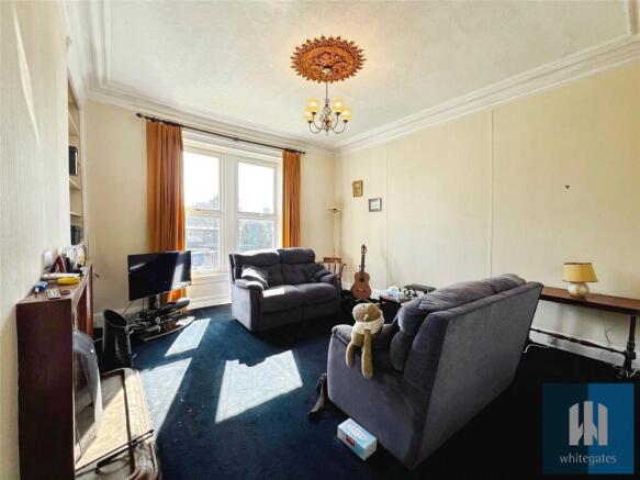 3 bed Semi-Detached for sale Image 3