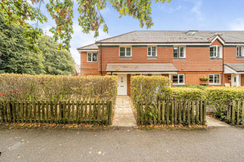 Lowbury Gardens, Compton, Newbury