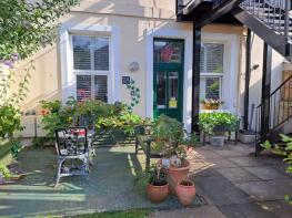 Garden Flat, Marine Parade, Hythe CT21 6AJ