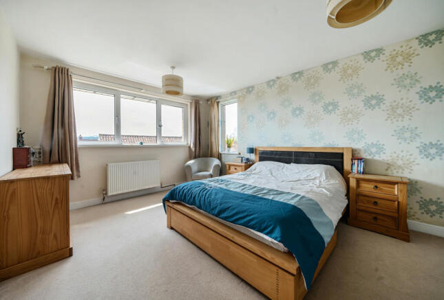 Master Bedroom.Jpg