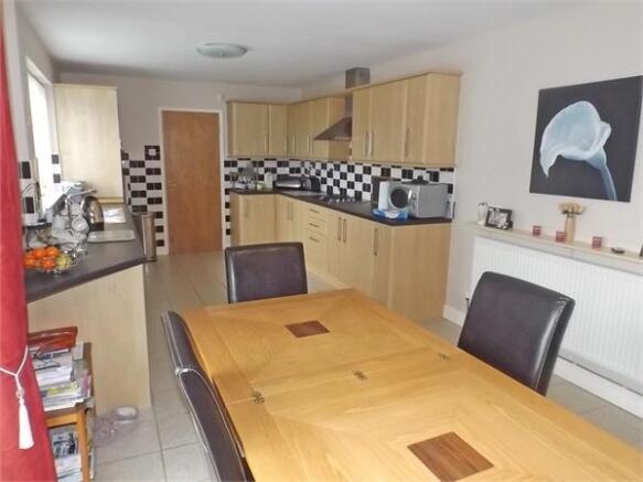 Refitted Dining Kit