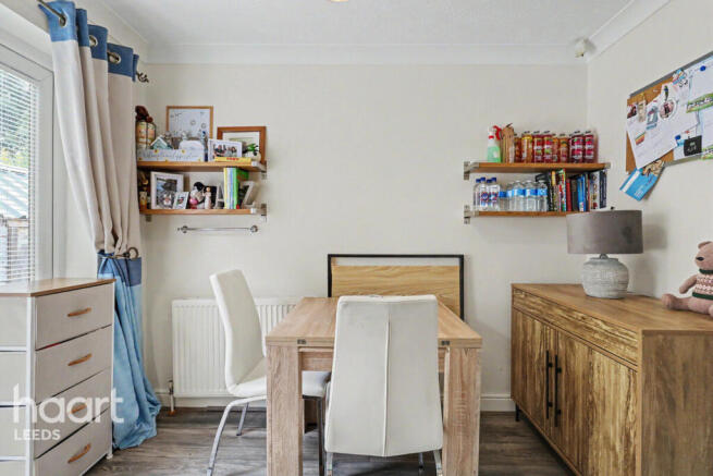 3 bed Semi-Detached for sale Image 5