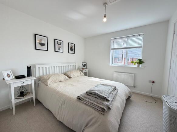 2 bed Semi-Detached for sale Image 7