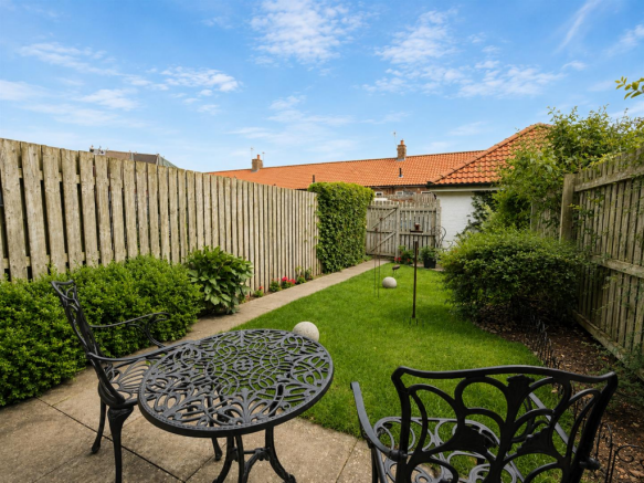 4 bed Town House for sale Image 11