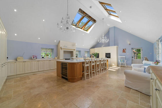 PT-FC(COL)-TheMal...