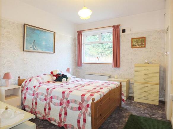 Bedroom 3.jpg