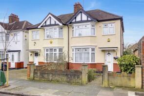 31, Hinton Road, Edmonton N18 1PW