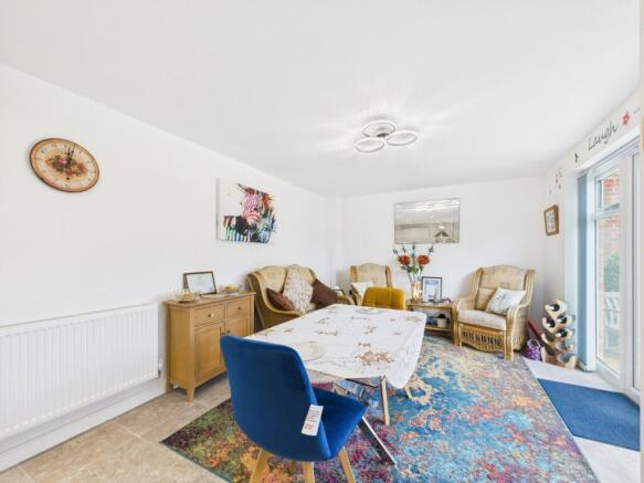 4 bed Detached for sale Image 11