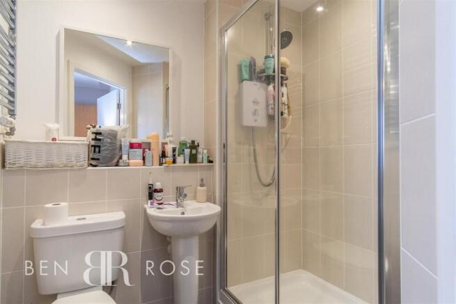 Master Ensuite