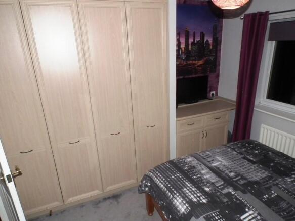 Bedroom 2 Pic 2