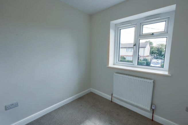 3 bed Semi-Detached for sale Image 8