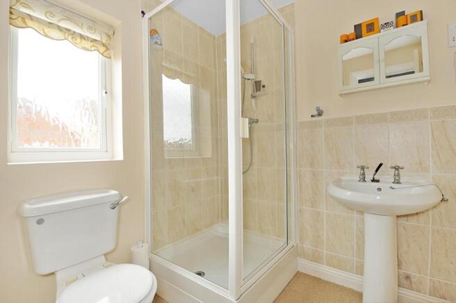 Ensuite to Master Bedroom