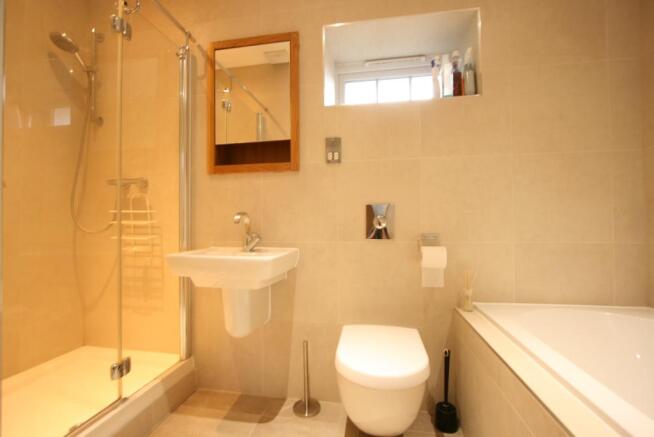 Main bathroom