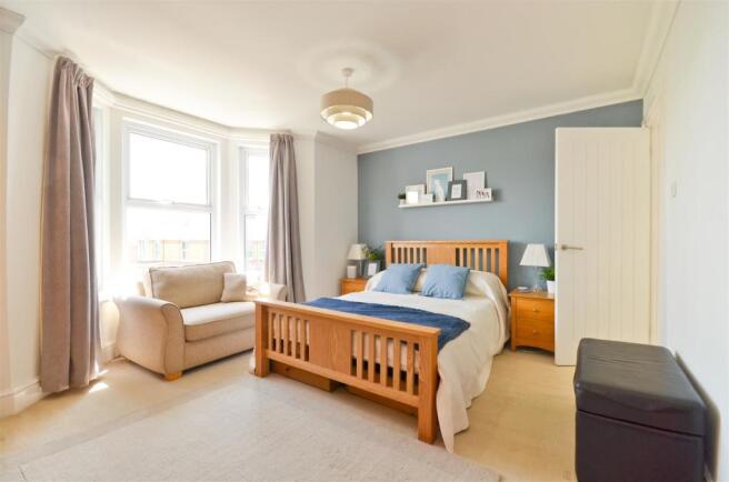 Bedroom 1.JPG
