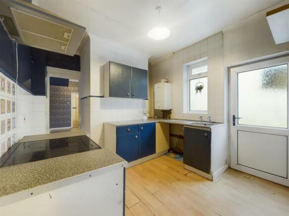 CAM01423G0-PR0051-STILL008.jpg