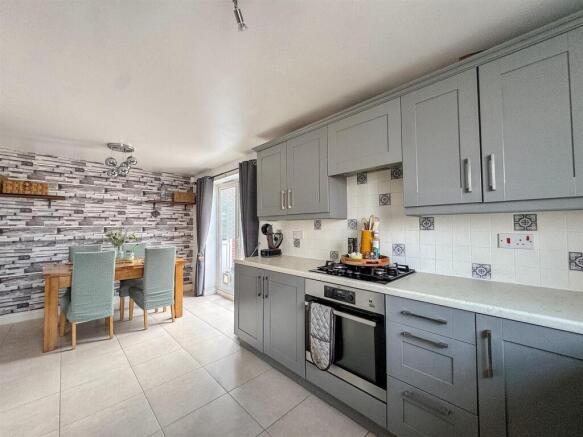 Kitchen / Diner