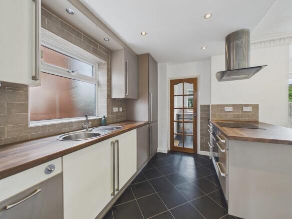 3 bed Semi-Detached for sale Image 7