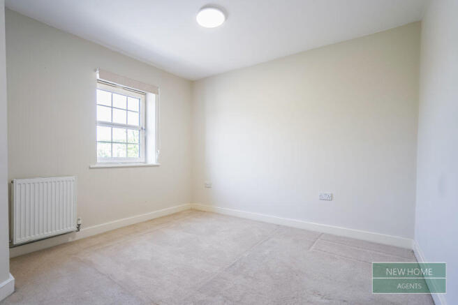 3 bed Semi-Detached for sale Image 8