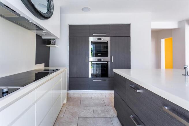 Fitted Living Kitche