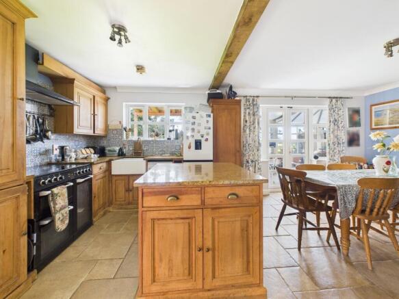 dining/kitchen